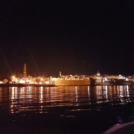 Casa Vacanza La Conchiglia Villa Monopoli Bagian luar foto