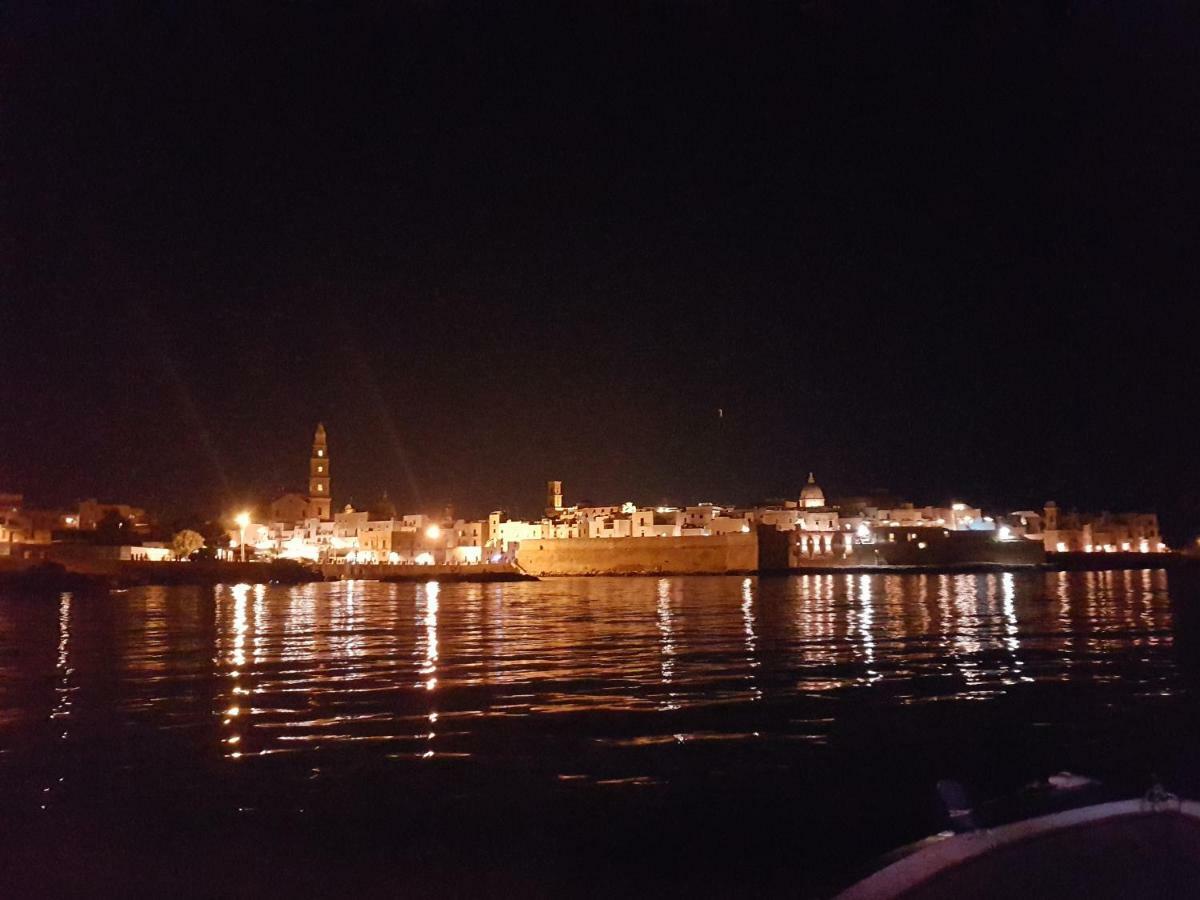 Casa Vacanza La Conchiglia Villa Monopoli Bagian luar foto